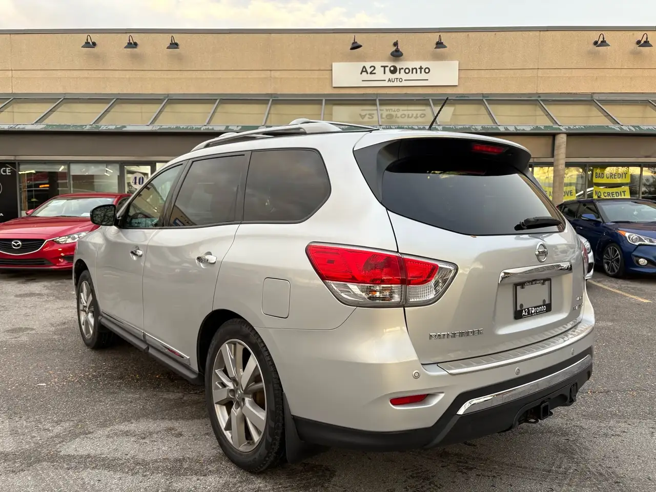 Nissan Pathfinder photo Nissan Pathfinder
