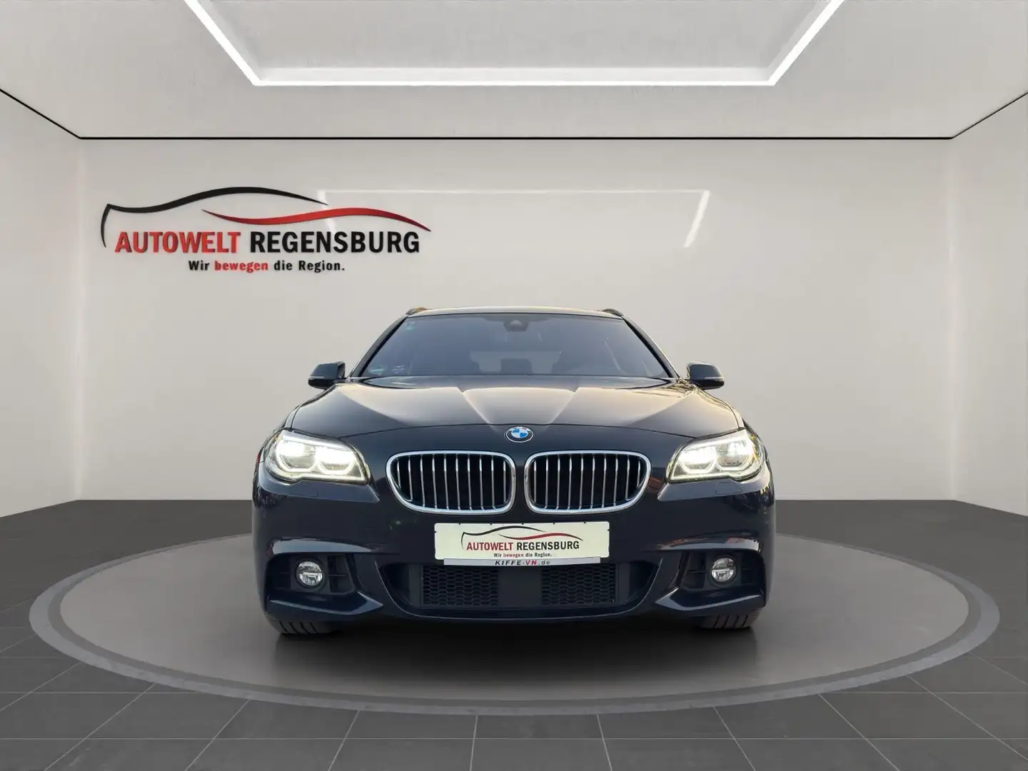 BMW 520 d M-Paket*xDrive*LED*Head-UP*HARMAN*AHK*SOFT Zwart - 2