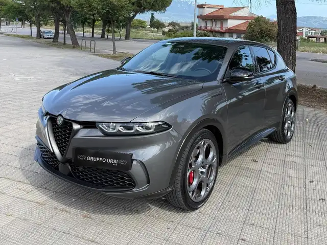 Alfa Romeo Tonale main image