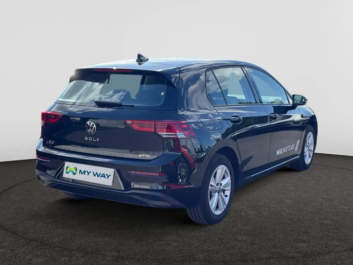 Volkswagen Golf Golf Life Business 1.0 eTSI automaat (110 pk) /// Achteruitrijcamera /// Apple Carplay & Android Auto /// Automaat Zwart - 2