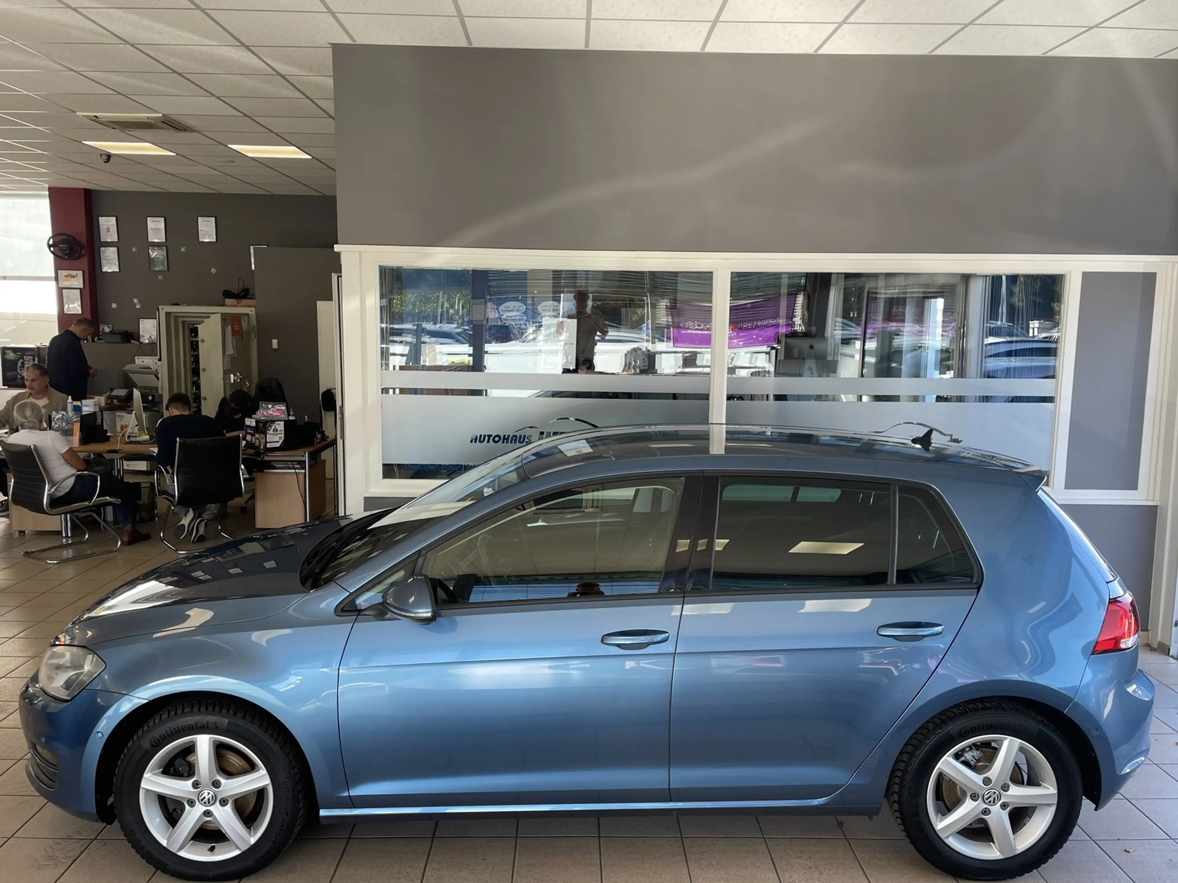 Volkswagen Golf VII 1.6 TDI 1.HD Standhz Leder Massage Navi