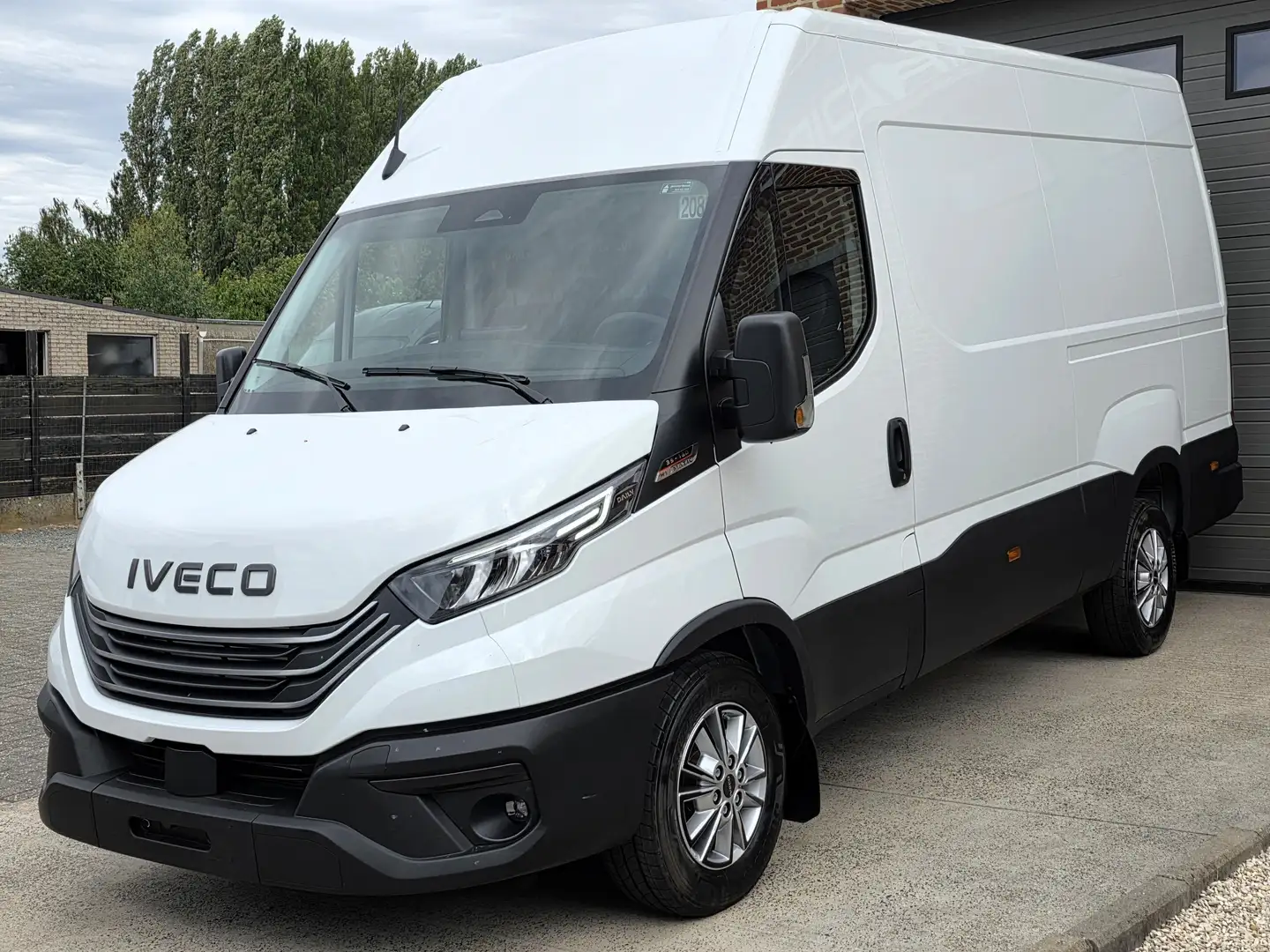 Iveco Daily 39.990EX - 2025 L3H2 175PK NIEUW 0KM FULL OPTION Blanc - 2