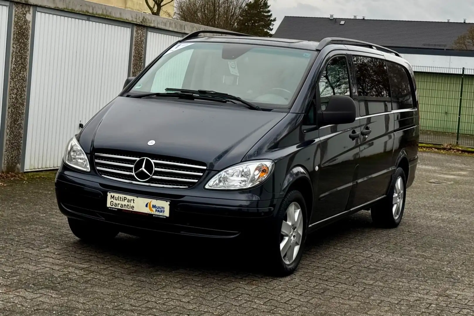 Mercedes-Benz Vito Mixto 115 CDI lang Schwarz - 2