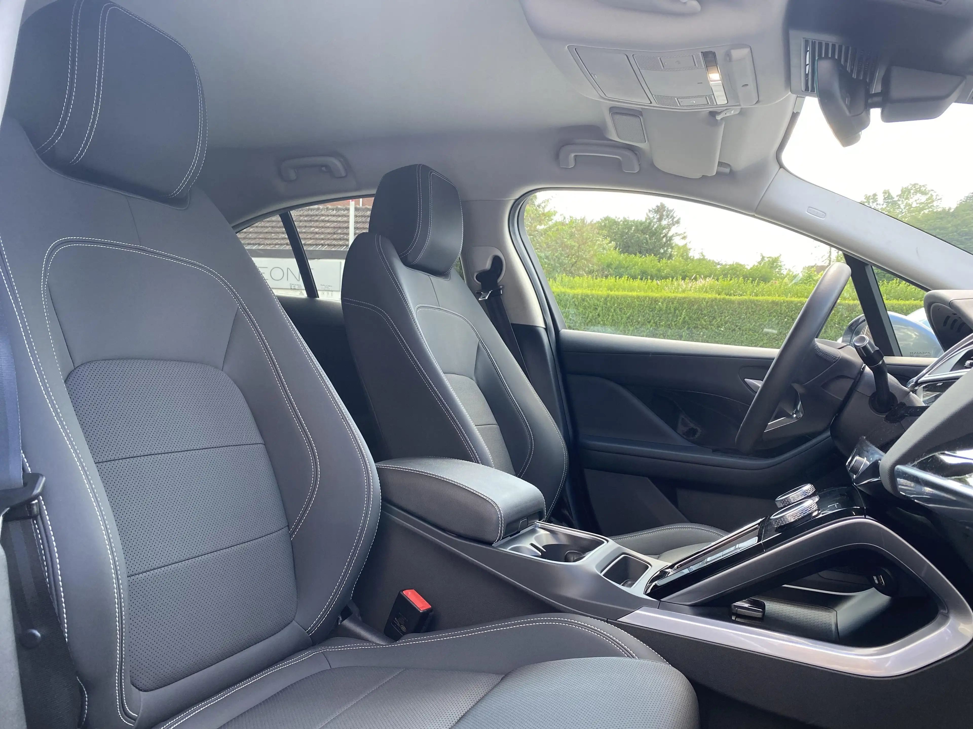 Jaguar I-Pace S 100%déduct — photo 4