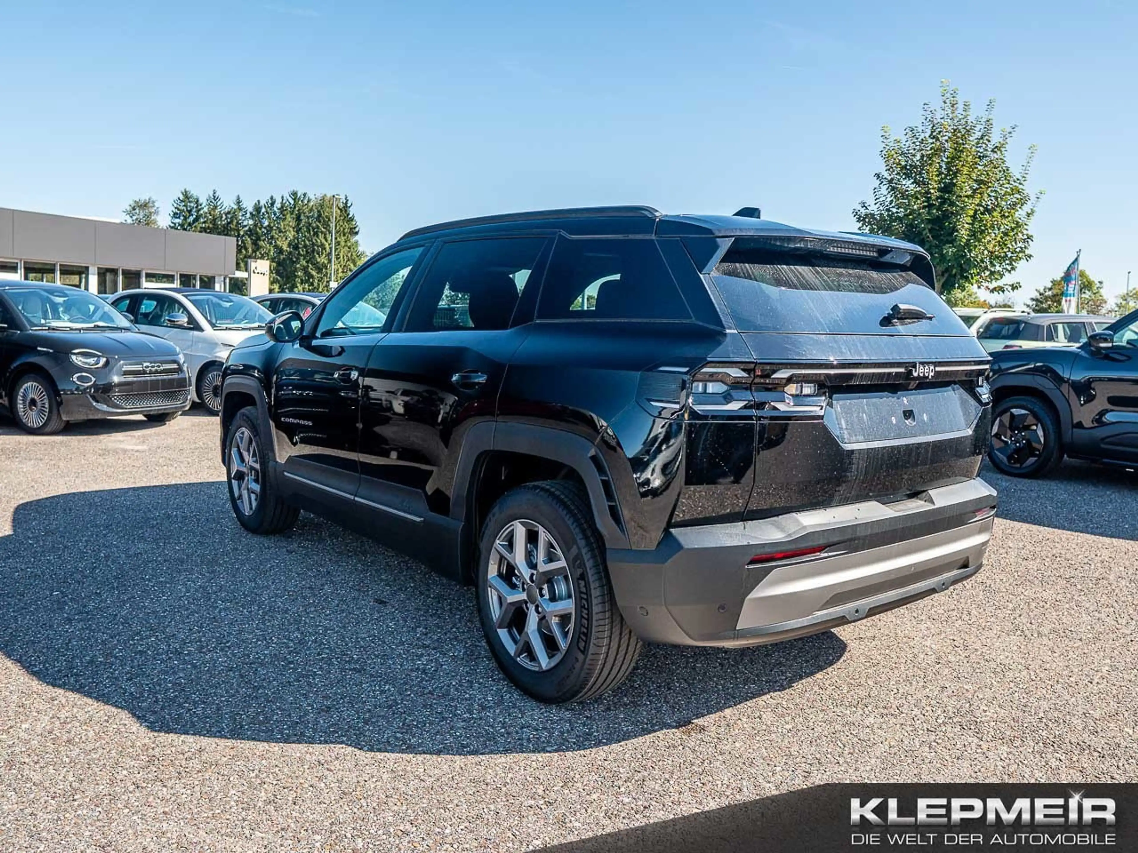 Jeep Compass Compass E-Hybrid First Edition — photo 7