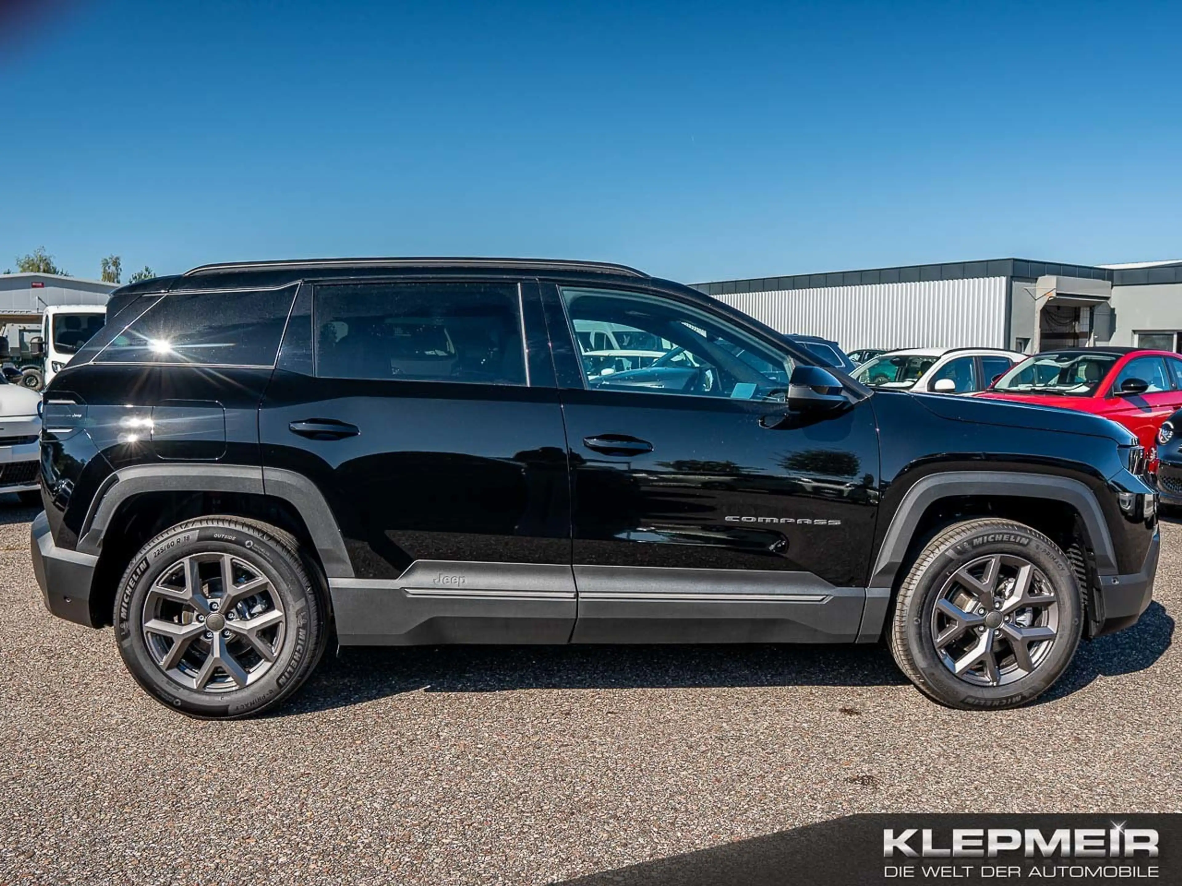 Jeep Compass Compass E-Hybrid First Edition — photo 4