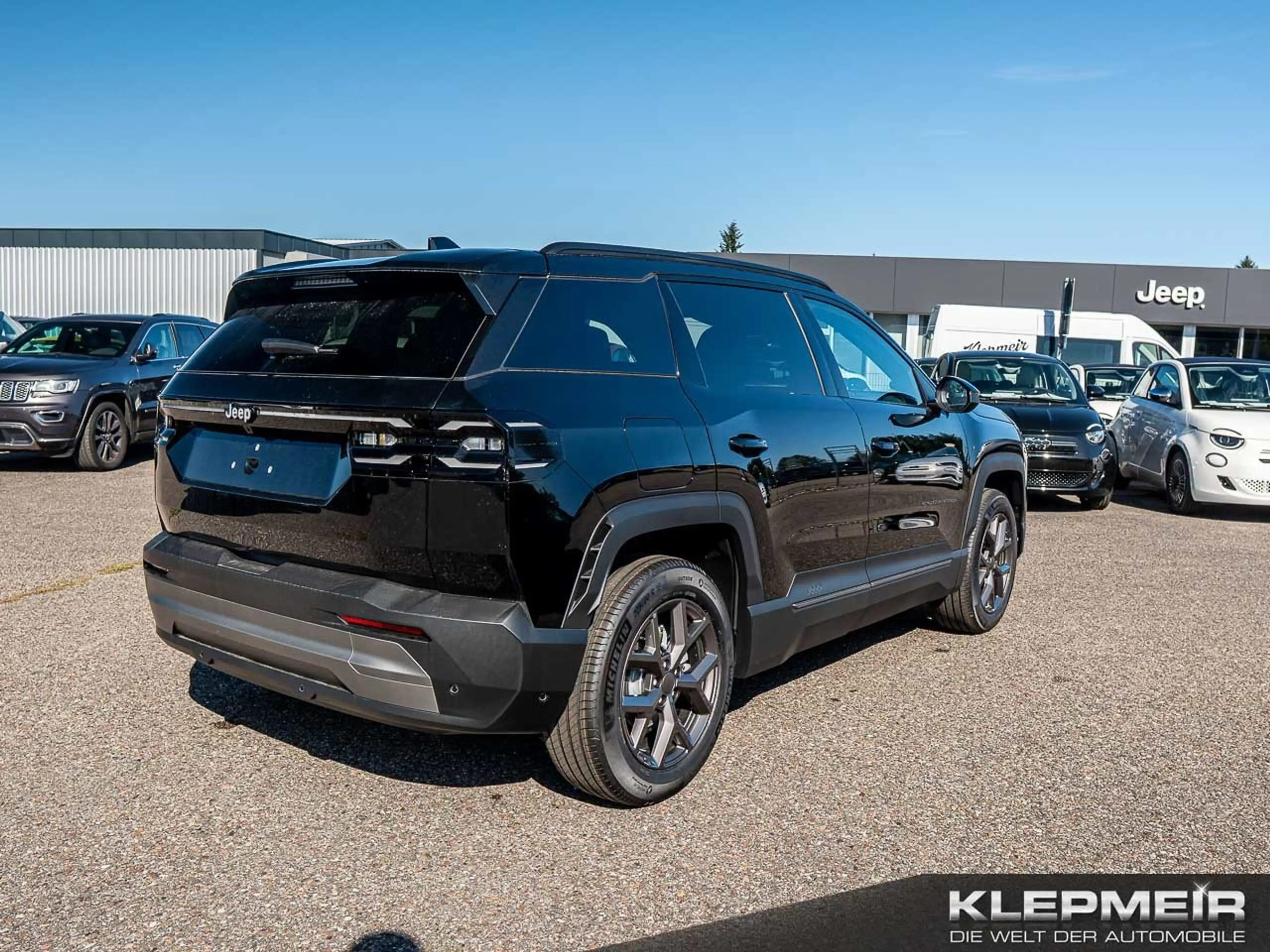 Jeep Compass Compass E-Hybrid First Edition — photo 5
