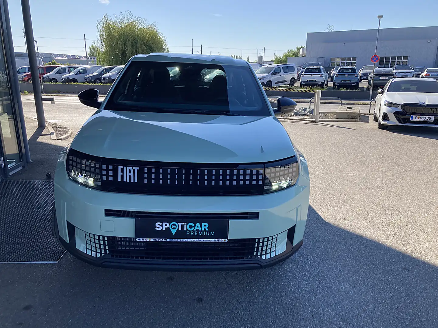 Fiat Grande Panda 1.2 T 100 Icon Grün - 2