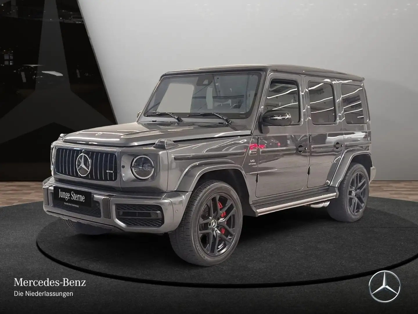 Mercedes-Benz G 63 AMG G 63 NIGHT+GSD+360+AHK+MULTIBEAM+FAHRASS+BURMESTER Grijs - 2