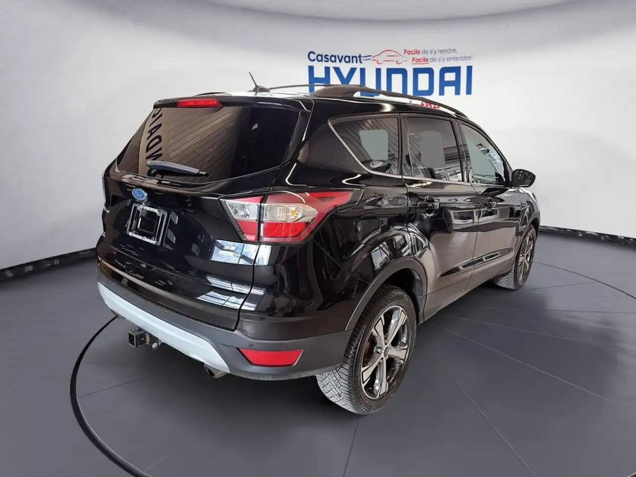 Ford Escape снимка Ford Escape