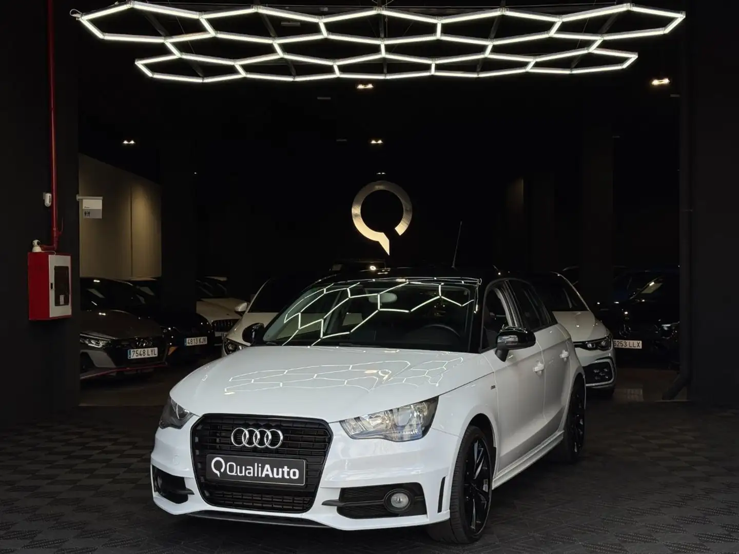 Audi A1 Sportback 1.6TDI Adrenalin Blanco - 1