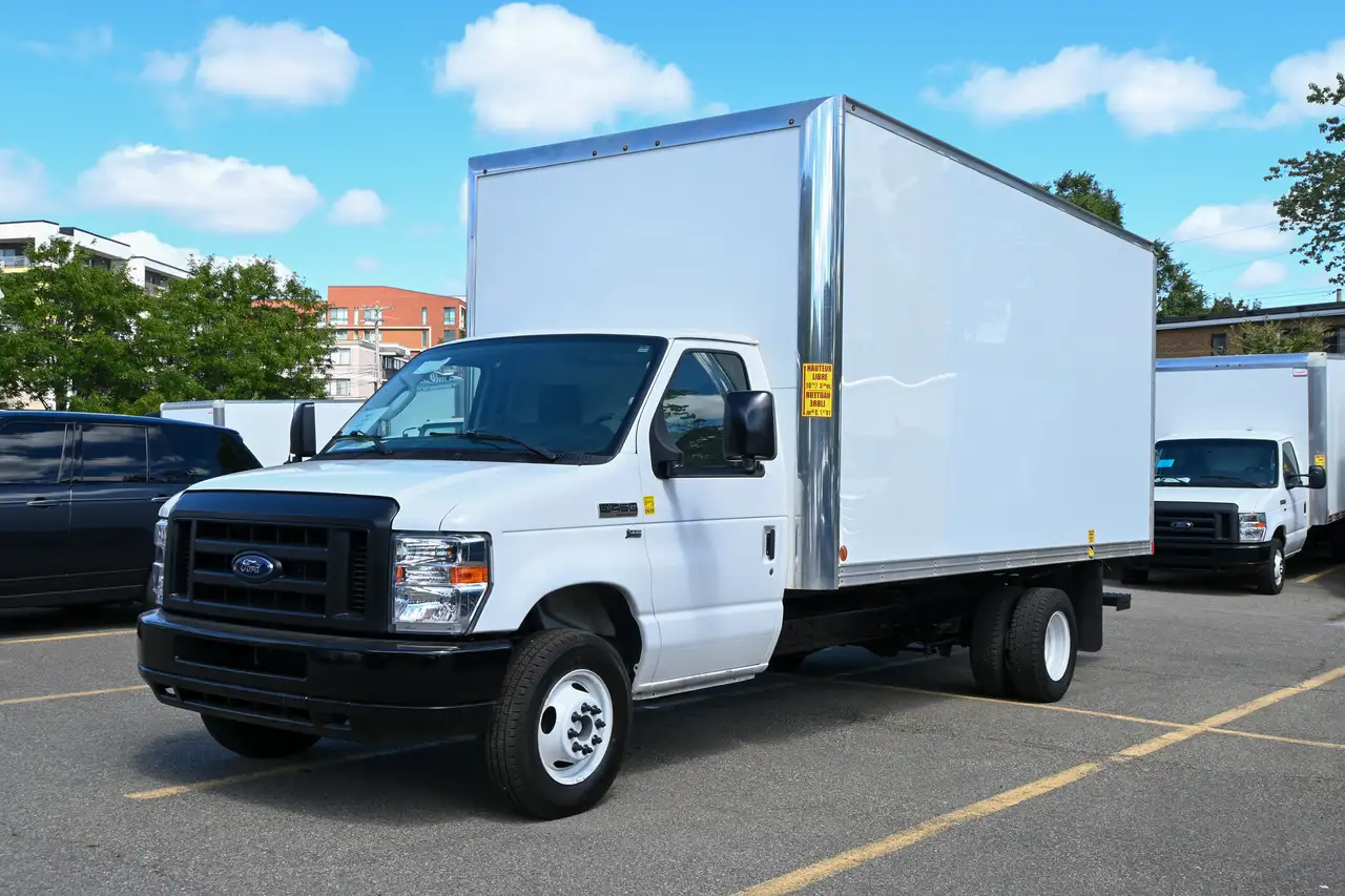 2019 Ford E-Series Cutaway
