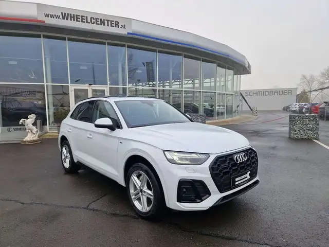 Audi Q5 40 TDI quattro * S-LINE * PANORAMADACH Ansicht 4