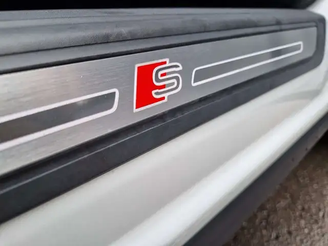 Audi Q5 40 TDI quattro * S-LINE * PANORAMADACH Ansicht 37