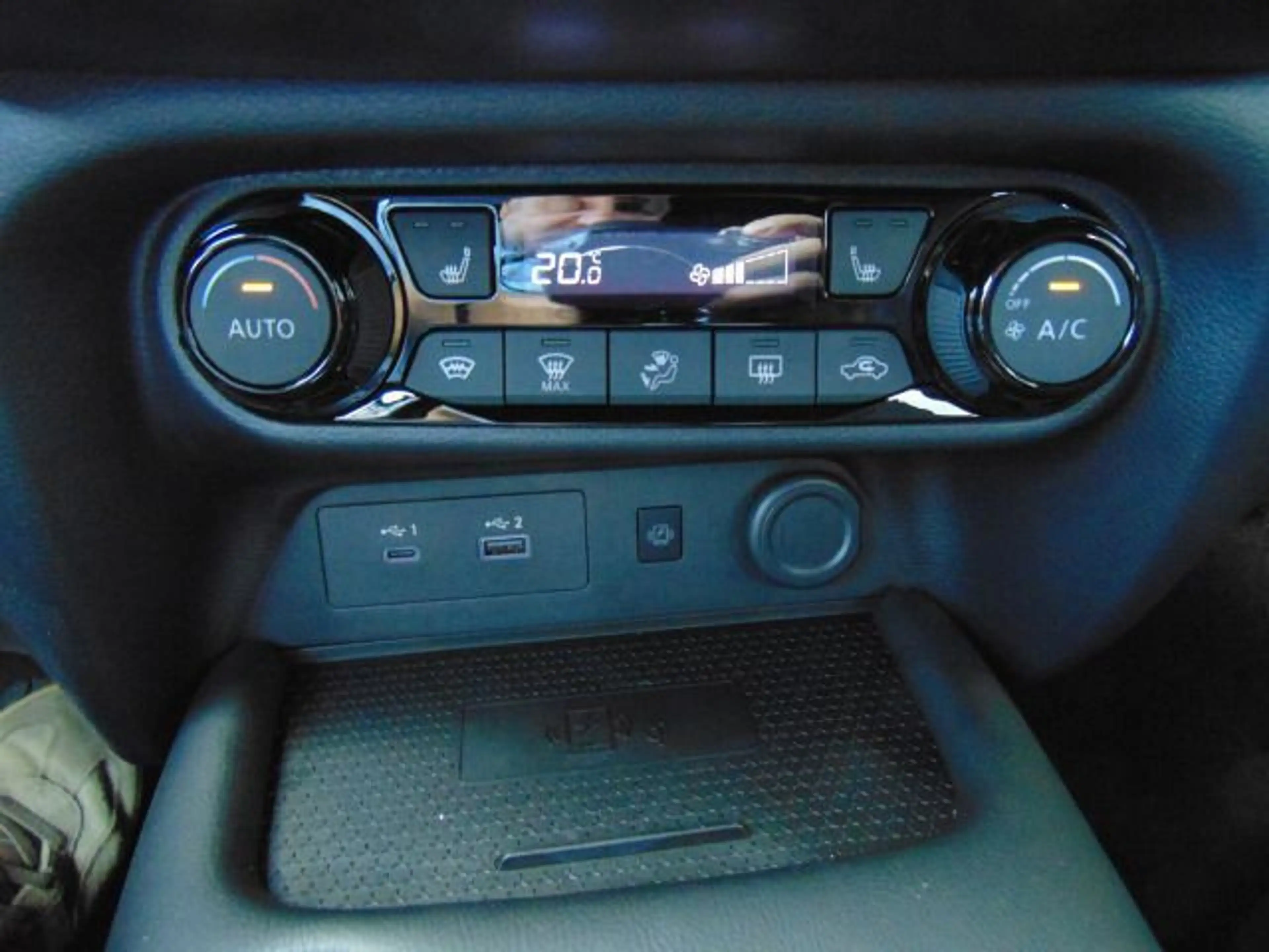 Nissan Juke Hybrid N-Connecta Winter-P., Kamera & Autom — photo 15