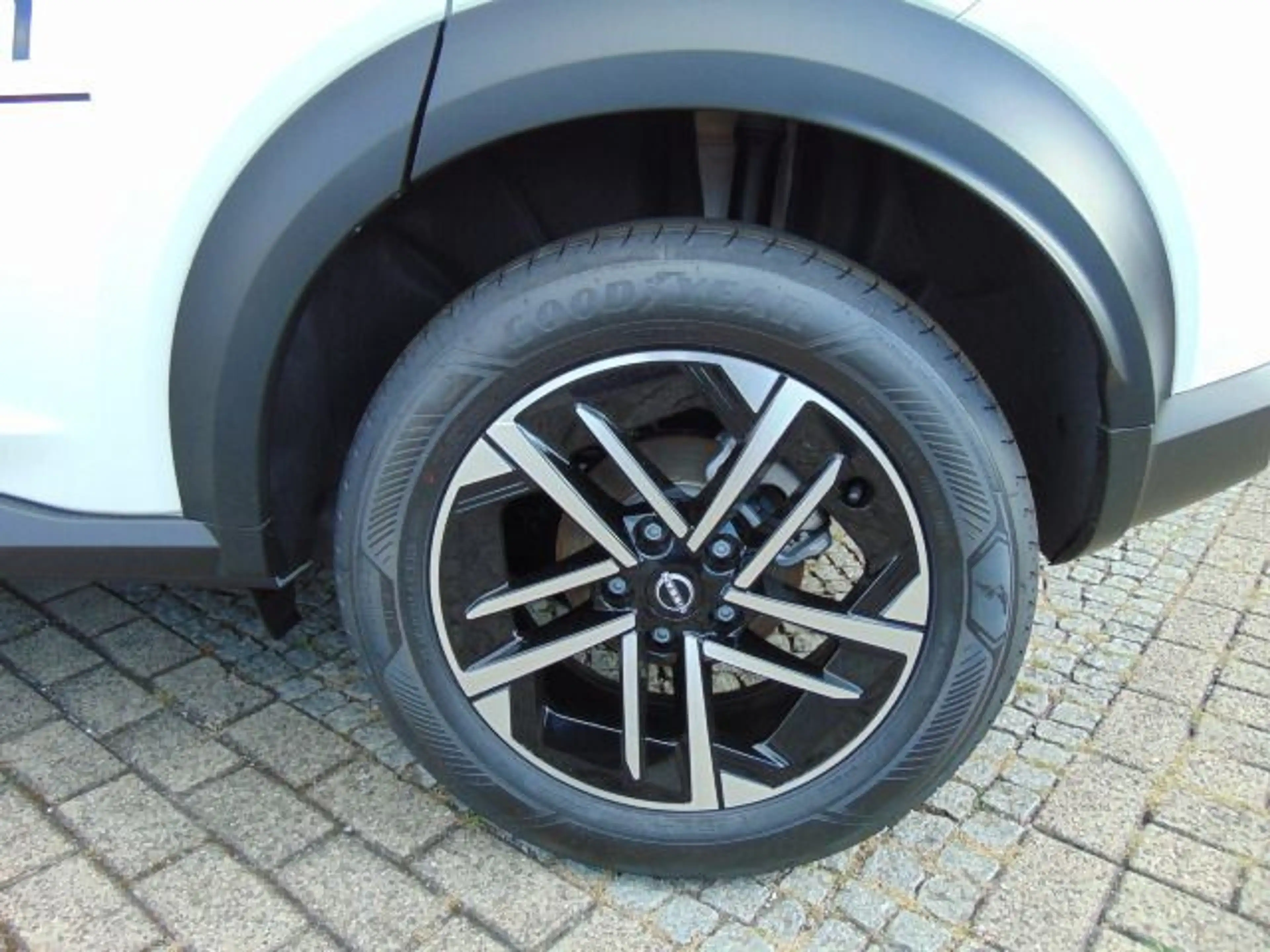 Nissan Juke Hybrid N-Connecta Winter-P., Kamera & Autom — photo 6