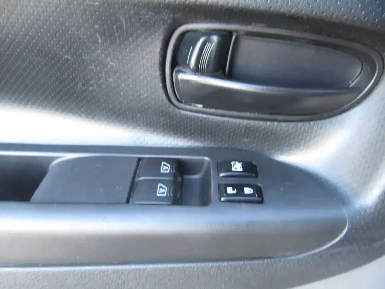 Nissan NV200 снимка Nissan NV200