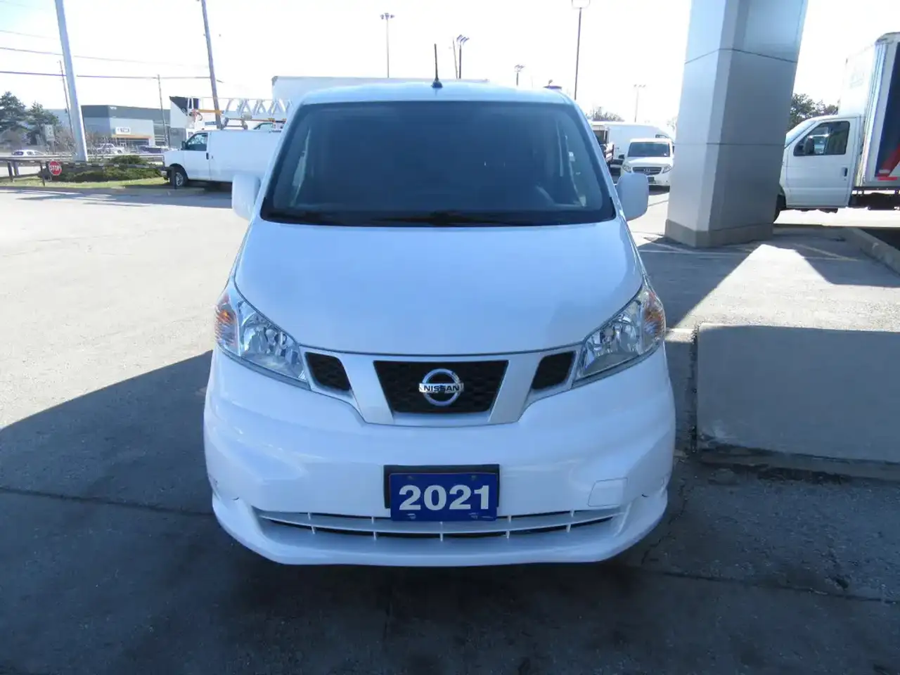 Nissan NV200 снимка Nissan NV200