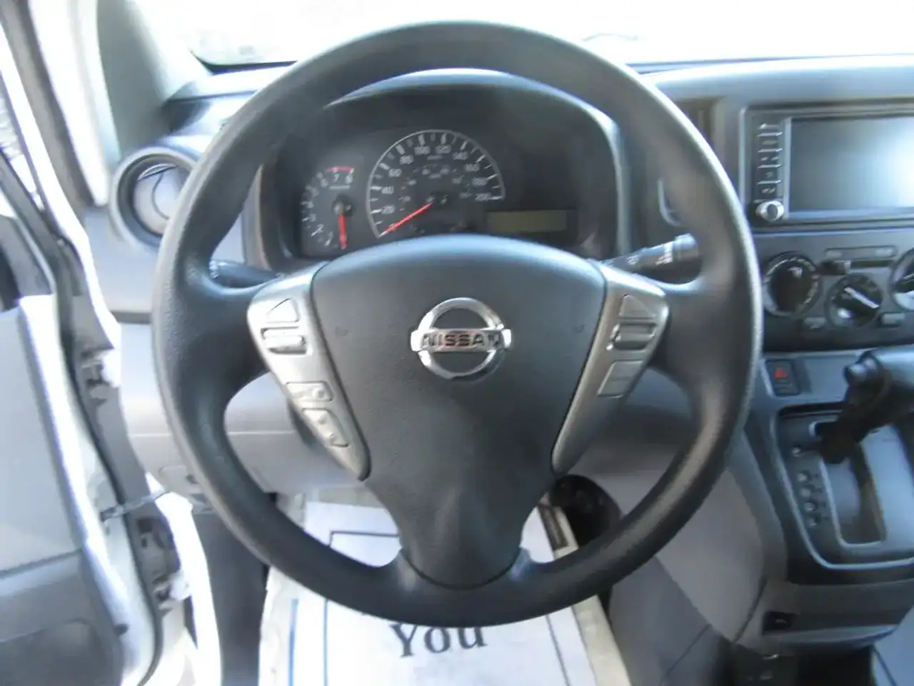 Nissan NV200 снимка Nissan NV200