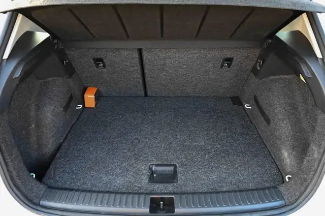 Seat Arona view 9
