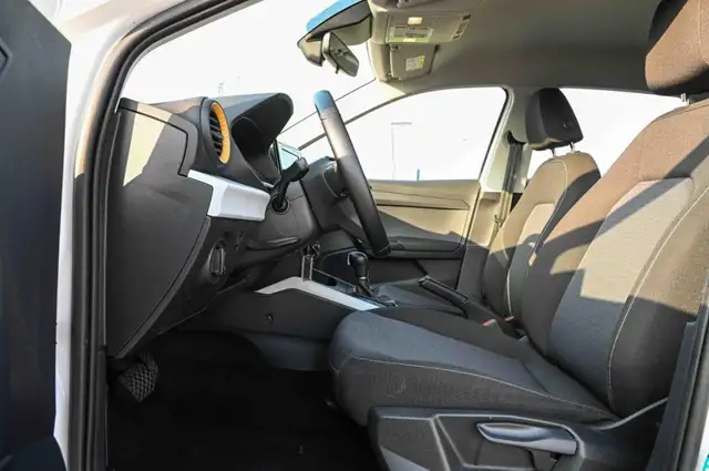 Seat Arona view 13