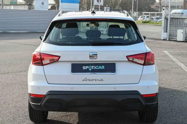 Seat Arona view 6