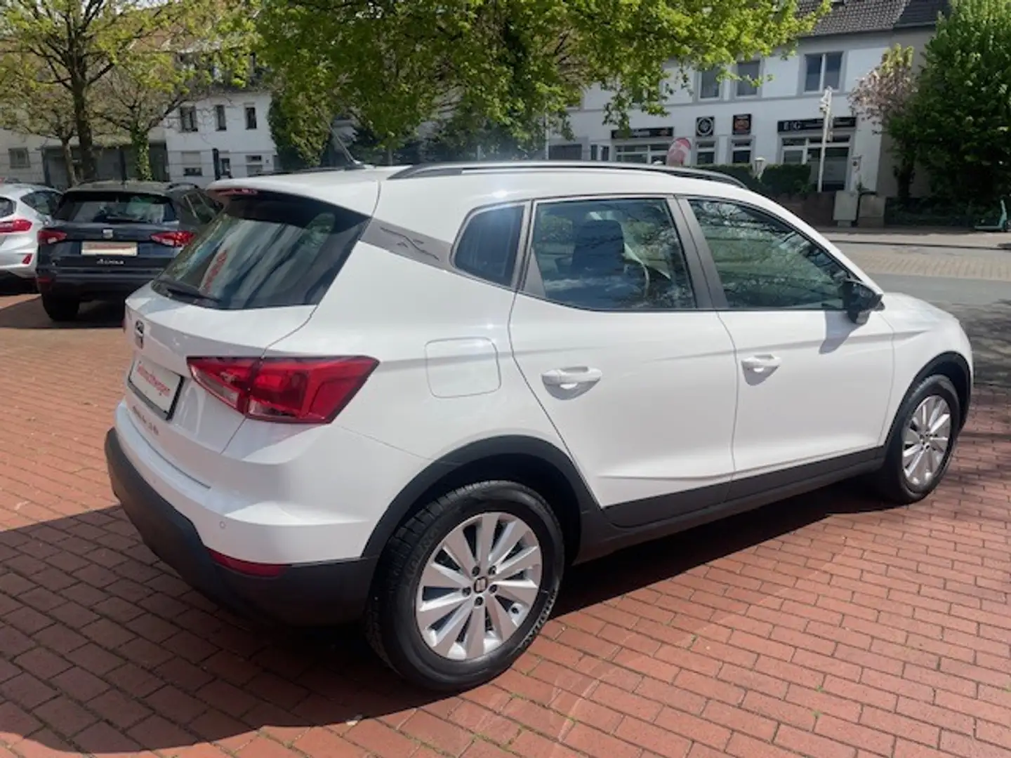 SEAT Arona Style *SHZ*Carplay*PDC*Alu* Weiß - 2