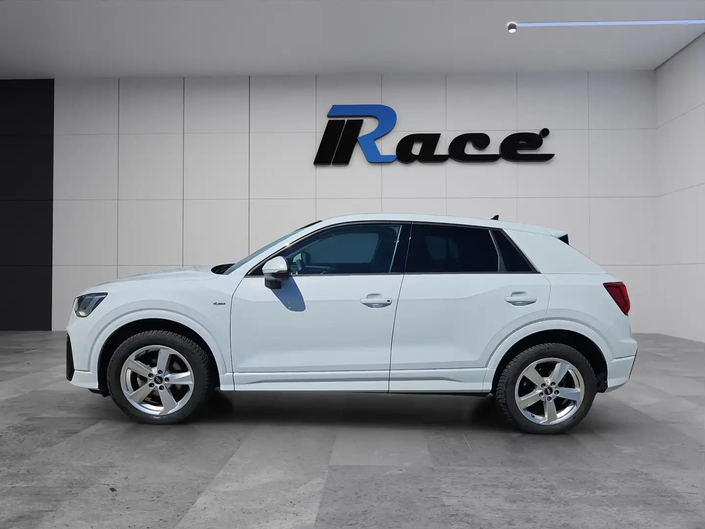 Audi Q2 Q2 35 1.5 tfsi S line edition s-tronic Bianco - 2
