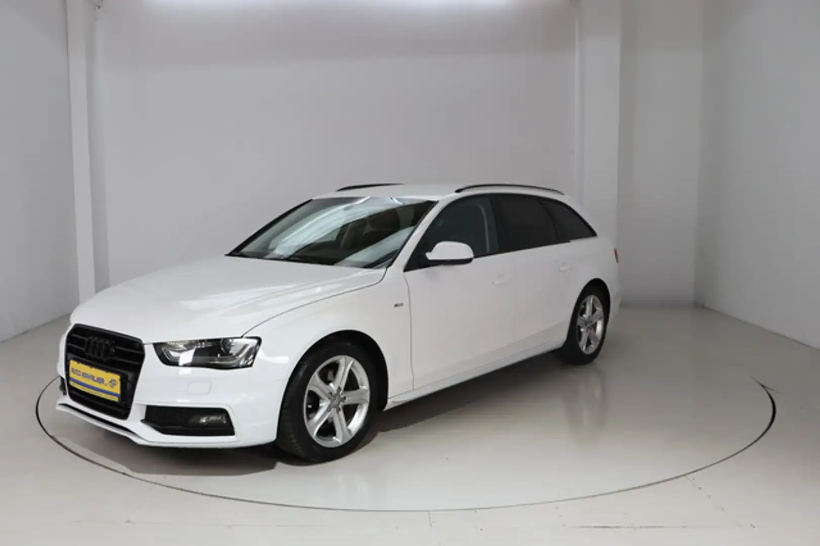 Audi A4 1.8 TFSI Attraction Avant S-line * Bi-Xenon * Blanc - 1