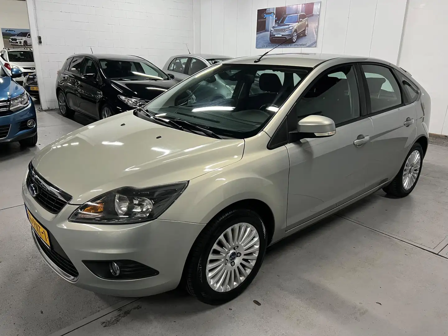 Ford Focus 1.8 Limited NAVIGATIE / LM VELGEN / TREKHAAK Grijs - 2
