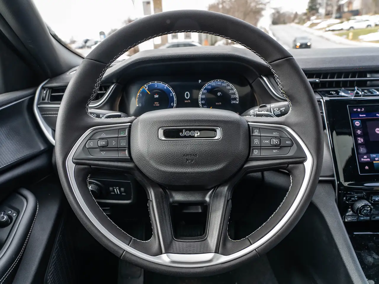 Jeep Grand Cherokee снимка Jeep Grand Cherokee