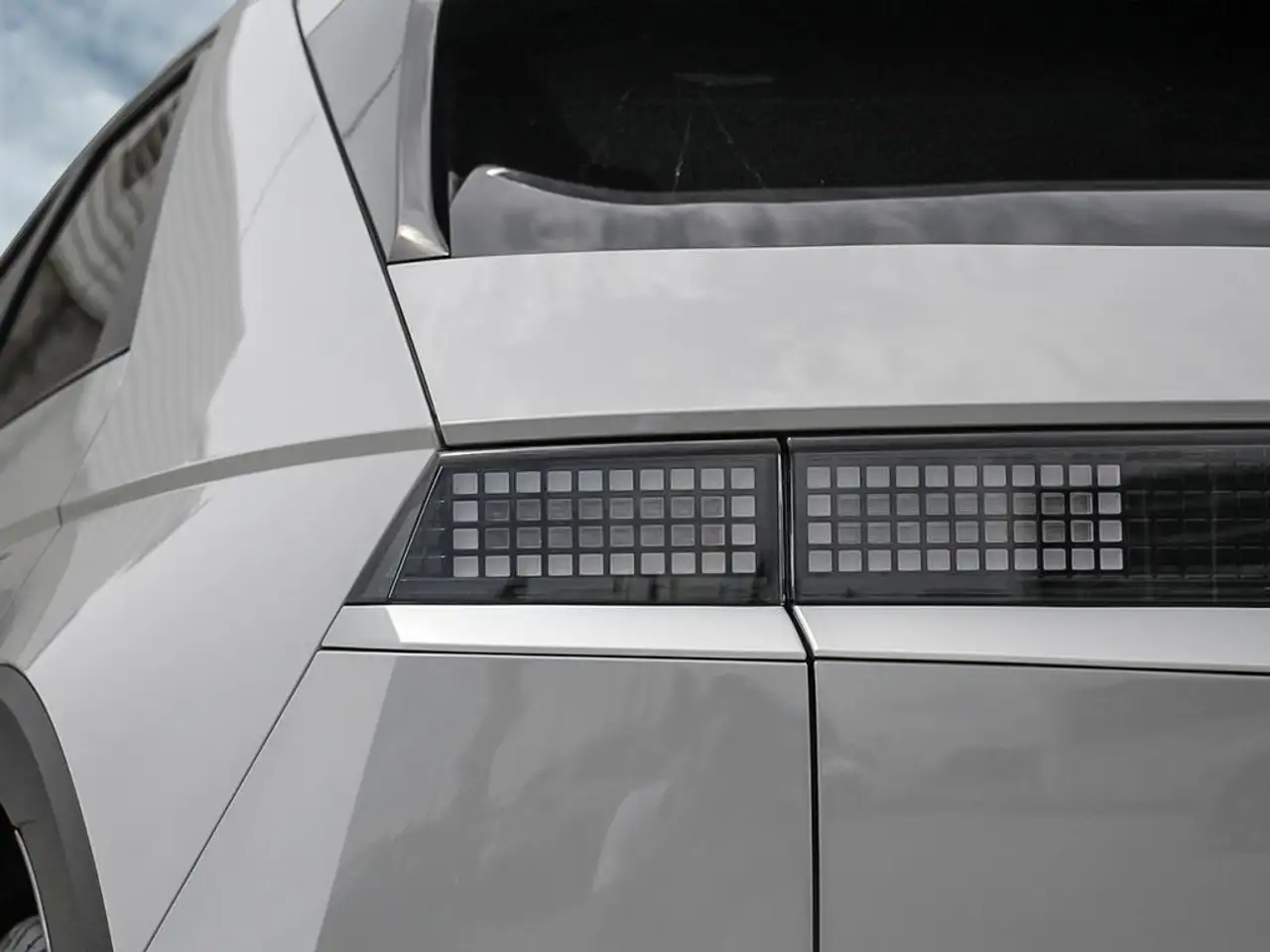 Hyundai IONIQ 5 снимка Hyundai IONIQ 5