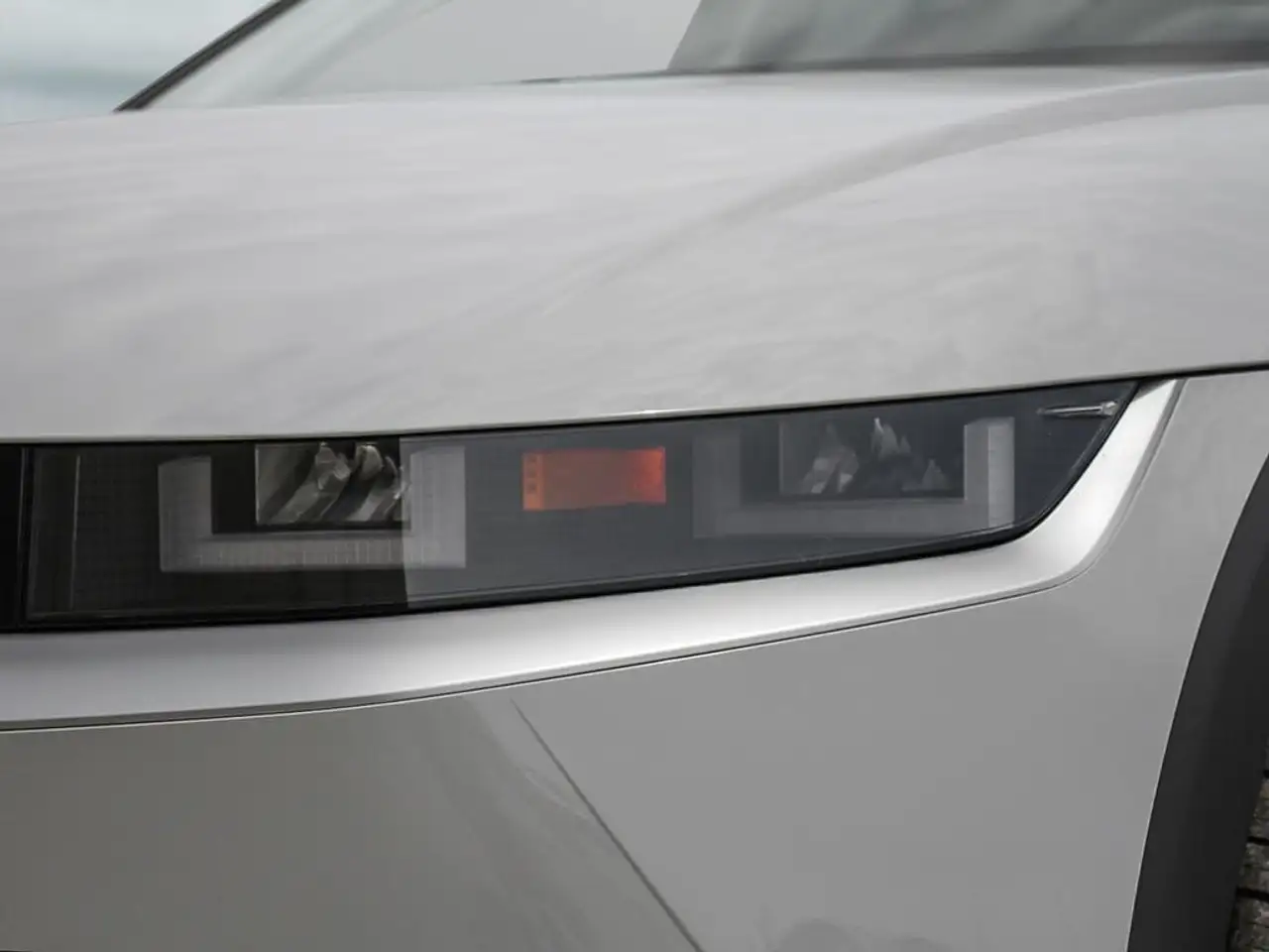 Hyundai IONIQ 5 снимка Hyundai IONIQ 5