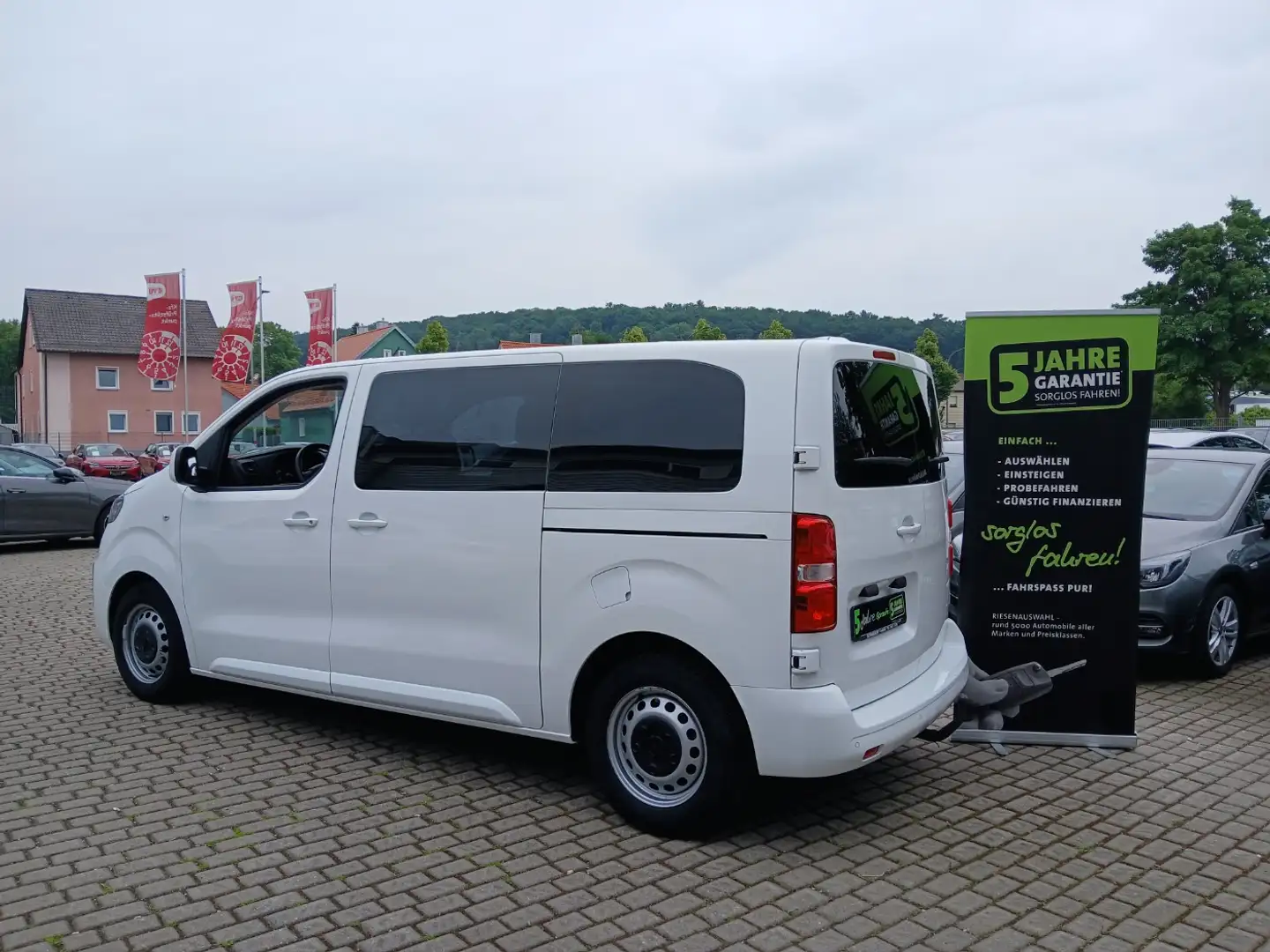 Opel Vivaro Kombi 1.5D AHK,Parkpilot,8-Sitzer, Bianco - 2