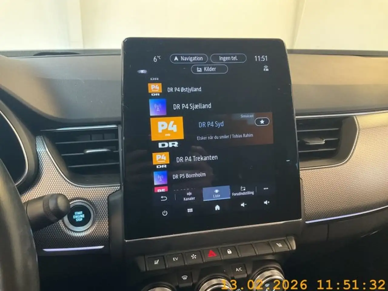 Renault Arkana Intens 1.6 E-Tech Hybrid AHK WR Navi LED 12