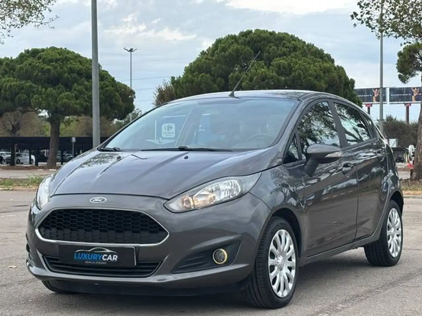 Ford Fiesta 1.25 Trend 82 Gris - 1