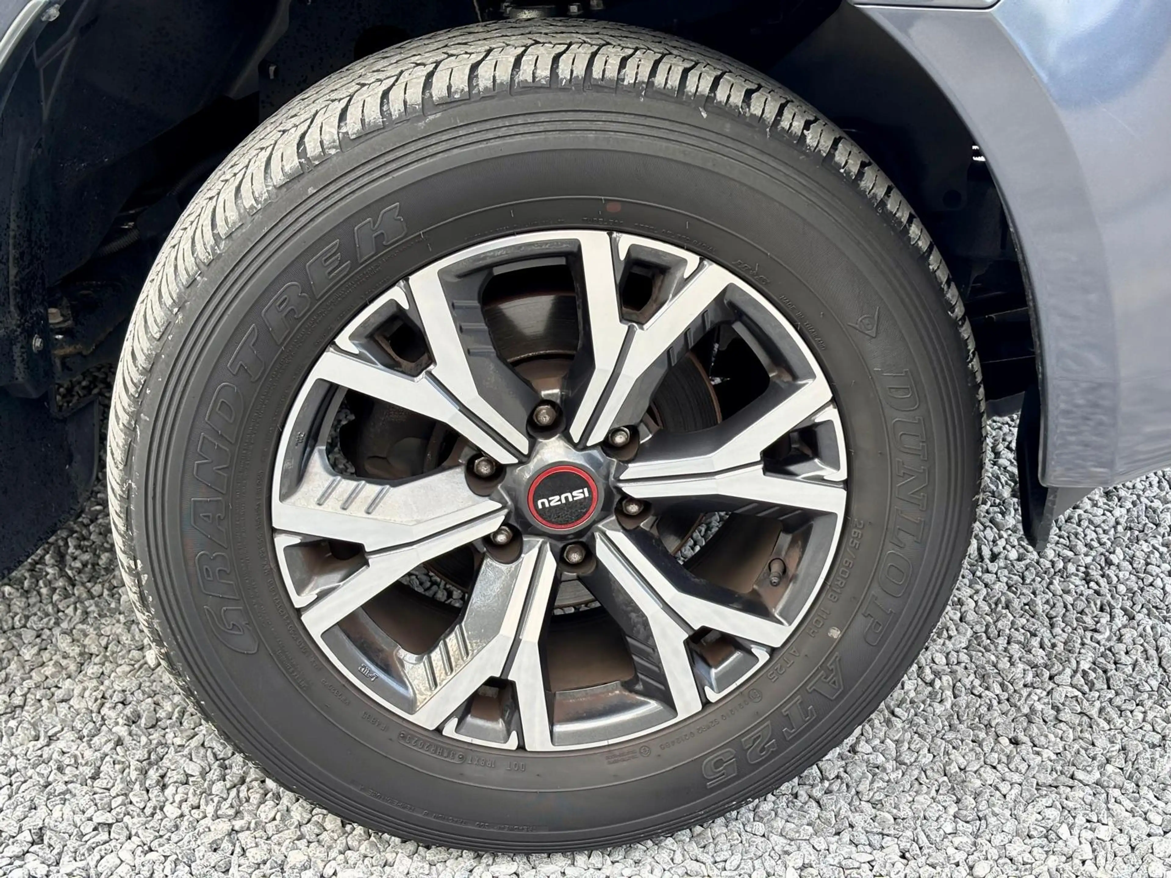 Isuzu D-Max 1.9 Turbo D 163 CV AUTO | LSX | 36.800 € TTC — photo 7