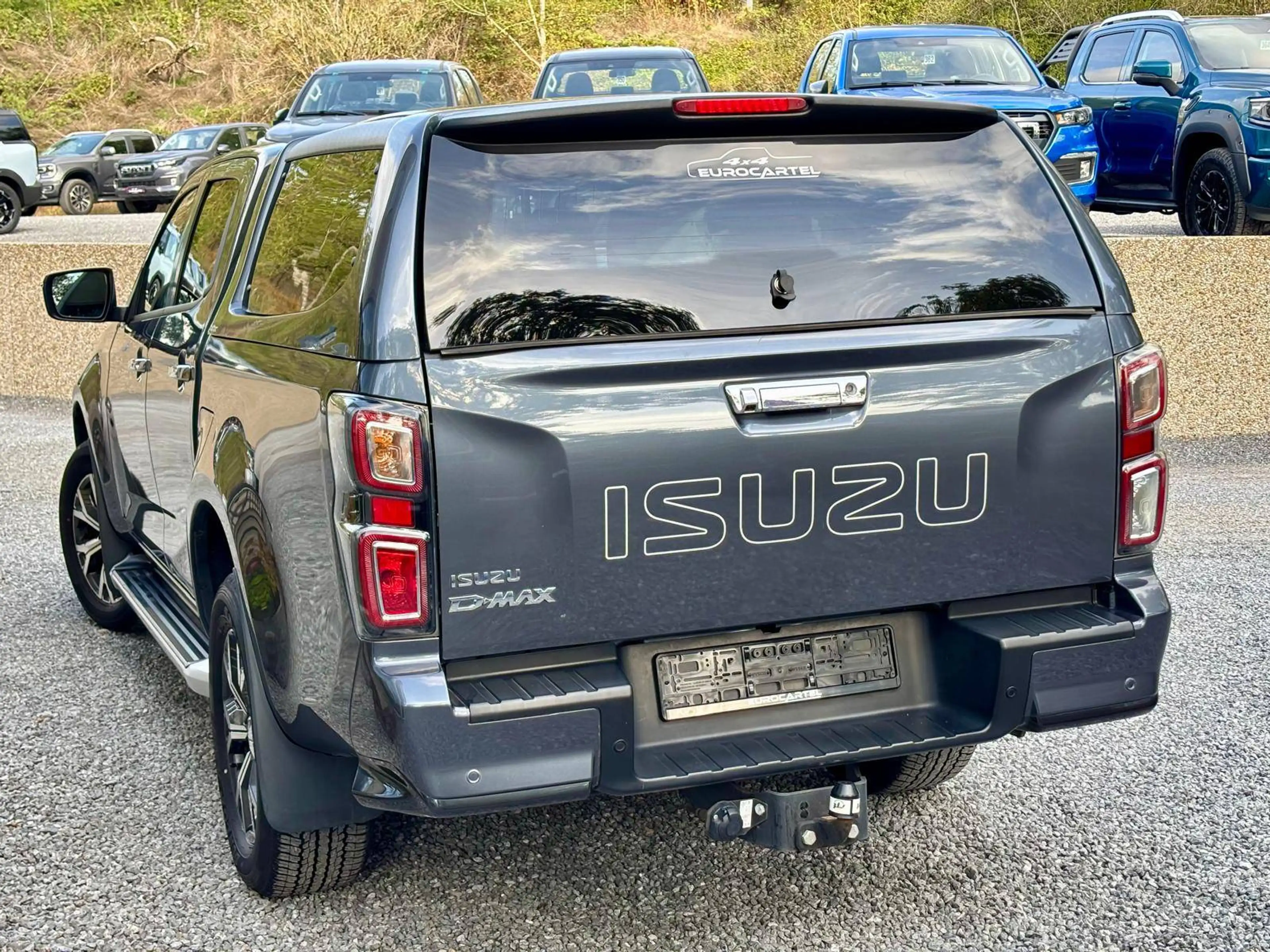 Isuzu D-Max 1.9 Turbo D 163 CV AUTO | LSX | 36.800 € TTC — photo 3