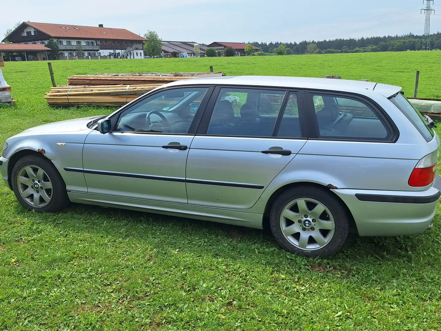 BMW 318 318i Silber - 1