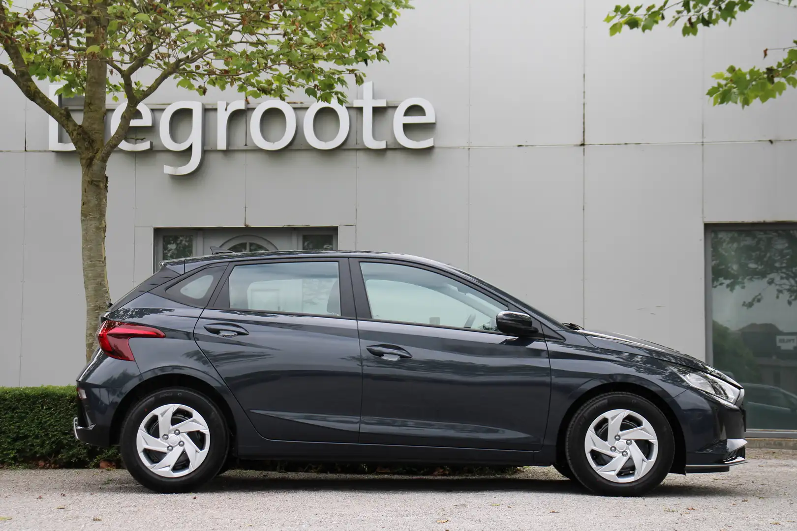 Hyundai i20 1.0T Twist Facelift Automaat *5J GARANTIE*CAMERA* Noir - 2