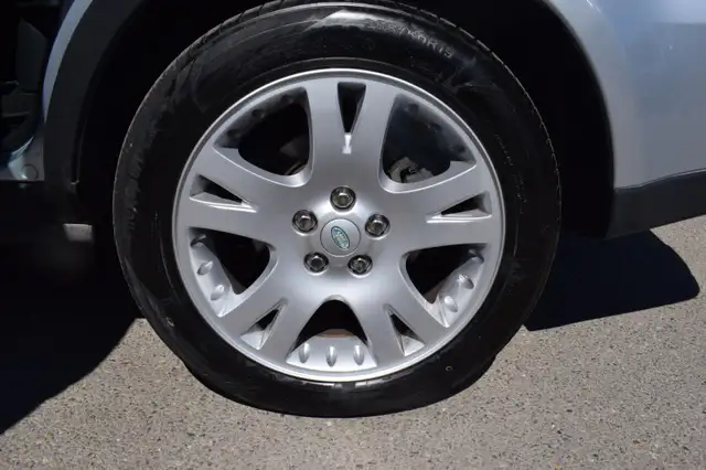Land Rover Range Rover Sport view 12