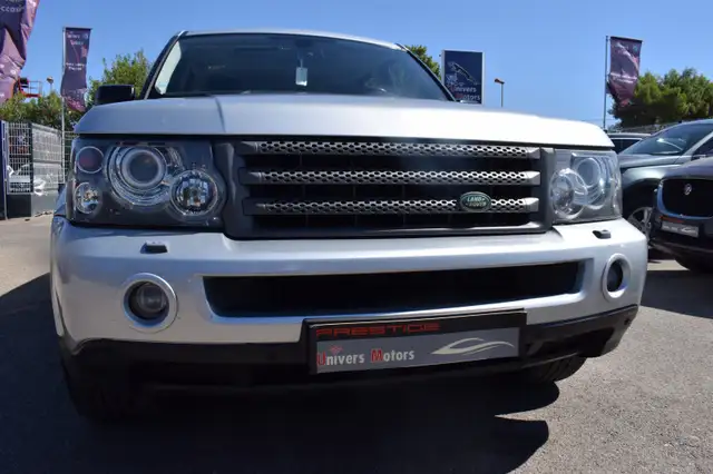 Land Rover Range Rover Sport view 11