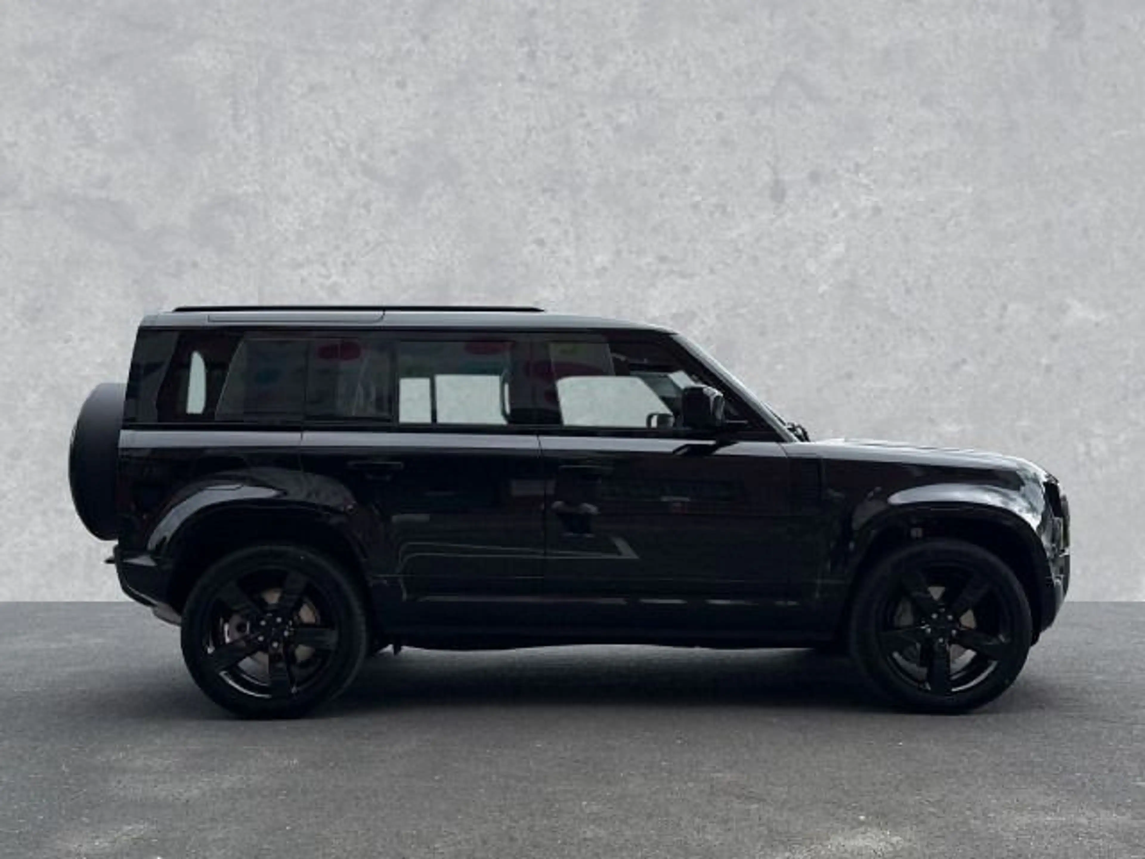 Land Rover Defender 110 X-Dynamic HSE — photo 4