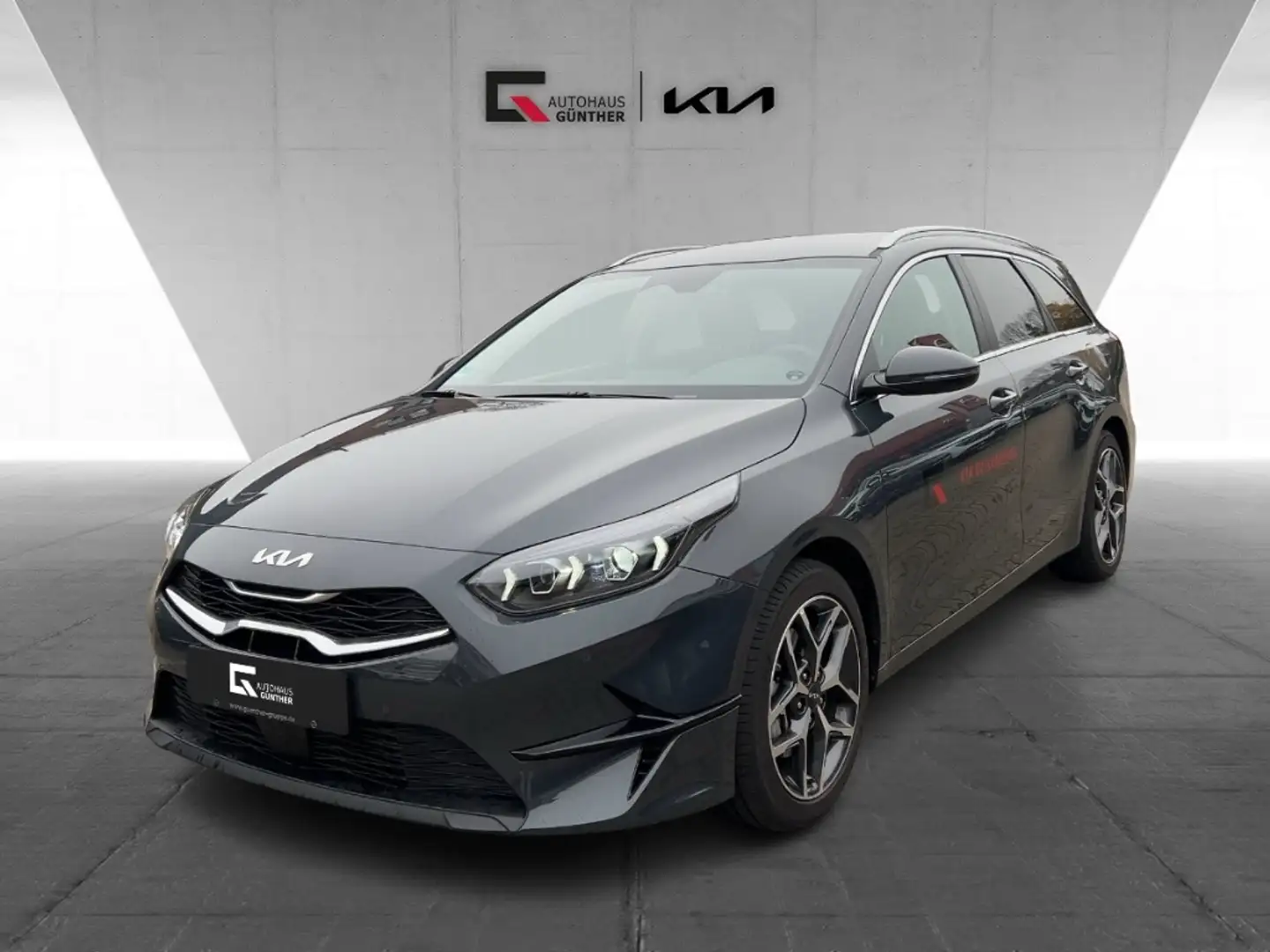 Kia Ceed SW / cee'd SW Sportswagon Ultimate Edition 1.5T 48V Style JBL Gris - 1
