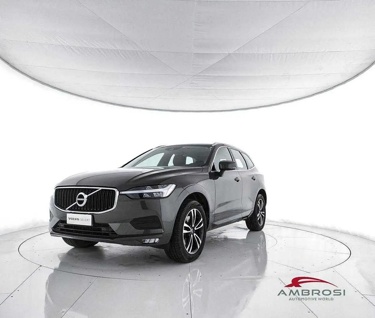 Volvo XC60 B4 (d) AWD Geartronic Momentum Pro Brun - 1