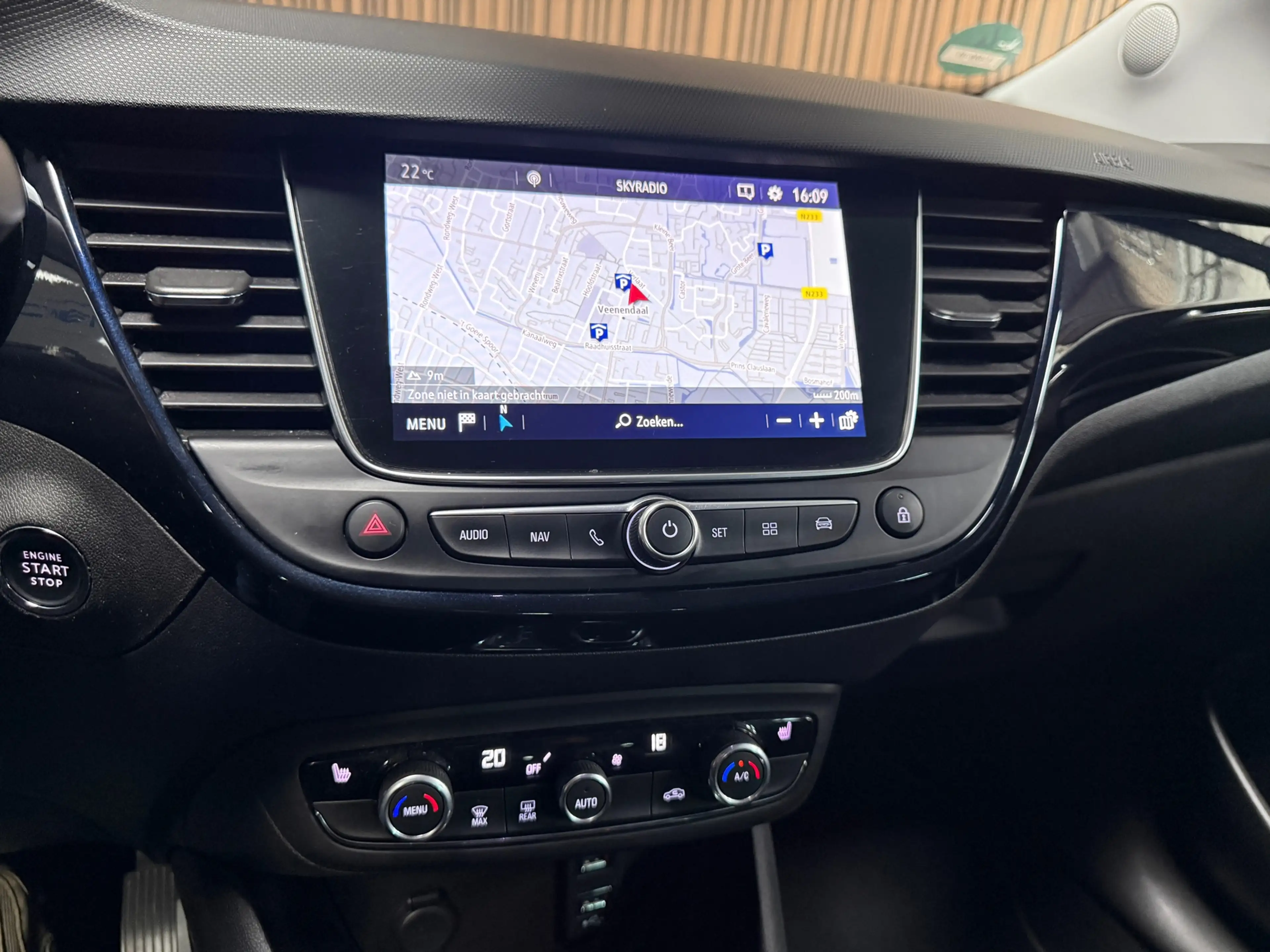 Opel Crossland X 1.2 Turbo Innovation, Automaat, Nette auto — photo 13