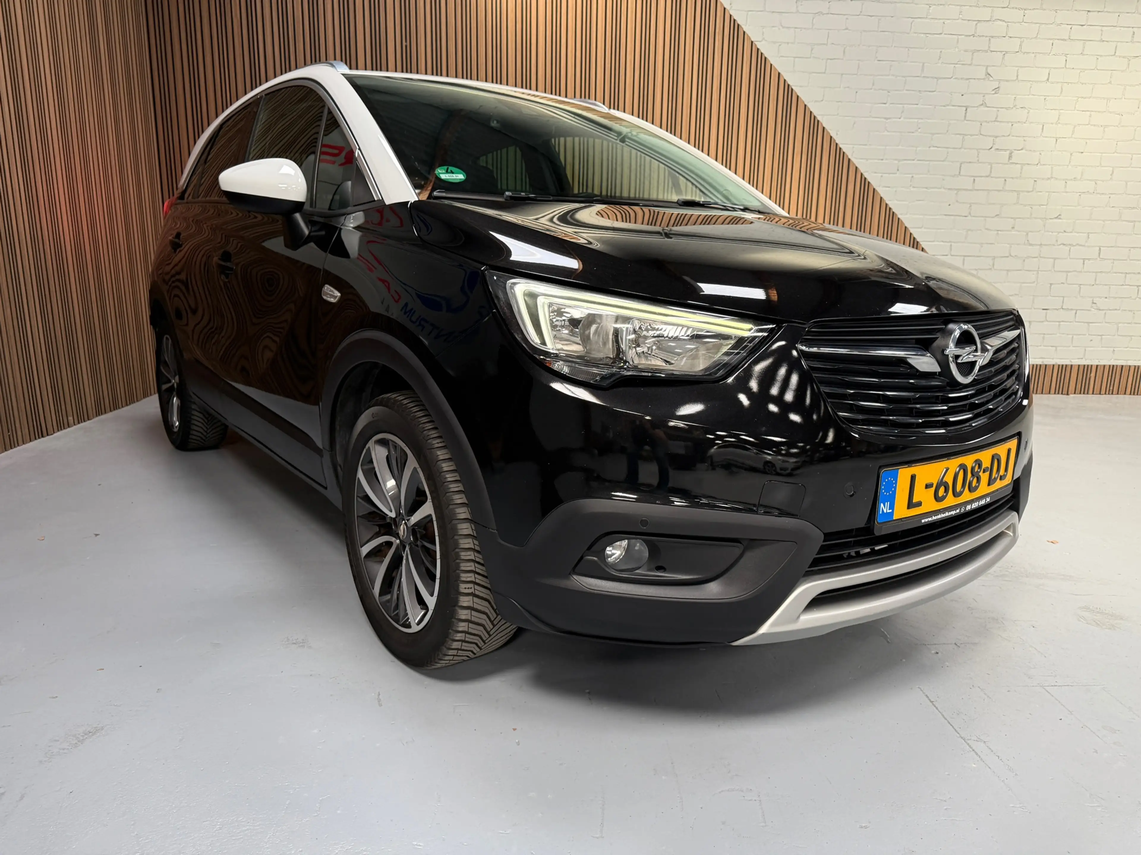 Opel Crossland X 1.2 Turbo Innovation, Automaat, Nette auto — photo 4