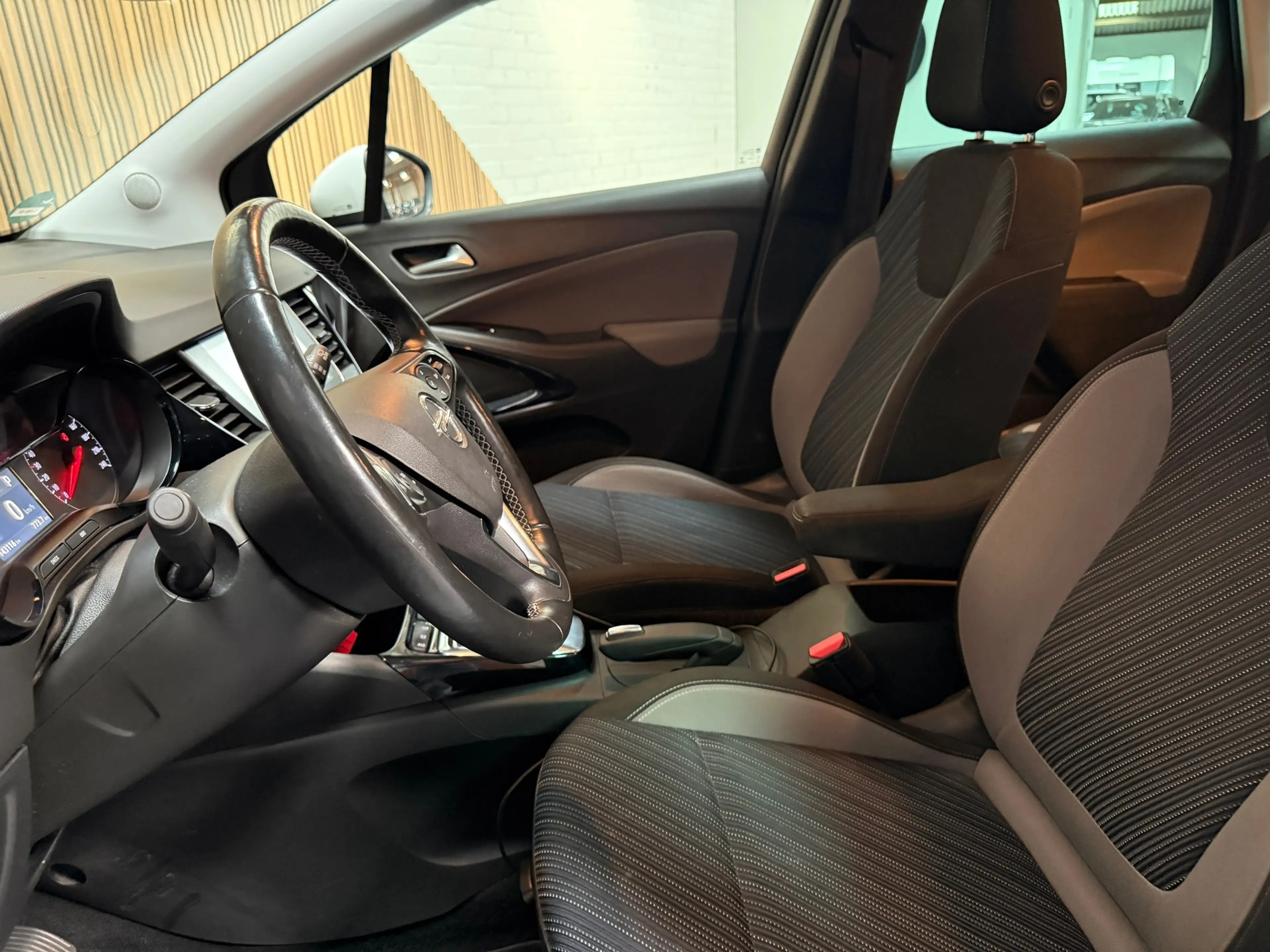 Opel Crossland X 1.2 Turbo Innovation, Automaat, Nette auto — photo 11