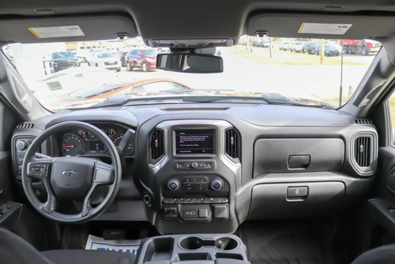 Chevrolet Silverado 2500 снимка Chevrolet Silverado 2500
