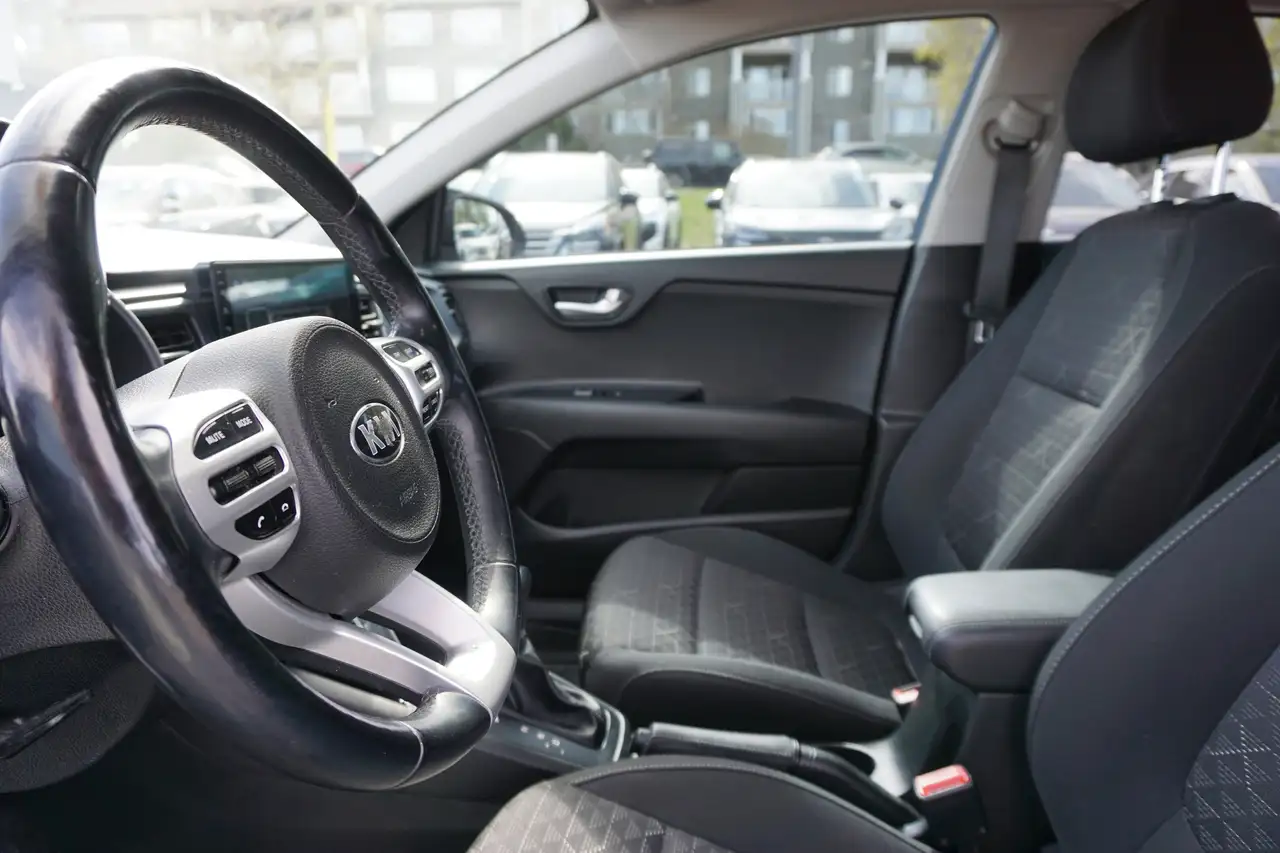 Kia Rio снимка Kia Rio